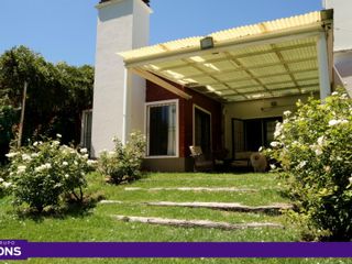 Foto 3 de CASA EN VENTA JUANA KOSLAY
