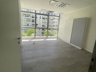 Oficina en Alquiler Madero Center 275 m2 (consultar por mas metros)