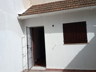 Casa en venta - 3 Dormitorios 2 Baños - Cochera - 200Mts2 - Necochea
