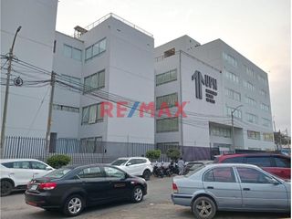Foto 14 de Venta de iluminado departamento en 4to piso con Cochera independiente, con doble entrada por sala y cocina
Ubicado en Urb Daniel Hoyle # 322 a pocos