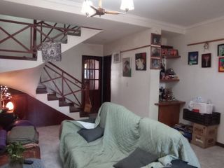 Foto 11 de VENTA DE TRIPLEX QUILMES OESTE