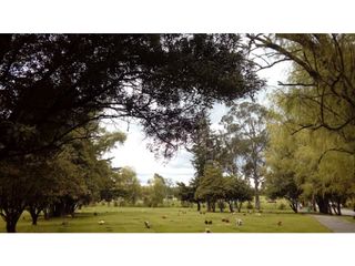 Lote-Venta Parque Cementerio Jardines de Paz