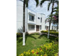 Foto 1 de CASA DE VENTA EN CONJUNTO HABITACIONAL TONSUPA AN