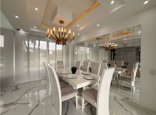 Casa en arriendo en Pance