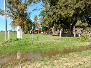 Campo 22 Hectáreas en  Villars con casa amueblada Piscina tanque australiano animales