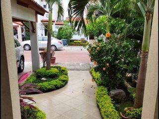 Foto 9 de VENTA DE HERMOSA CASA EN TERRANOSTRA