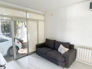 Casa en venta - 2 dormitorios 2 baños - 300mts2 - Manuel B. Gonnet, La Plata