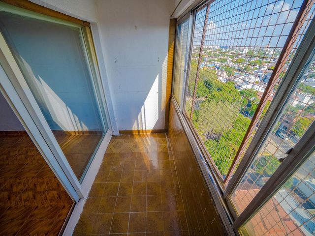 Departamento  3 ambientes  frente con balcón, vista panorámica, lavadero separado
