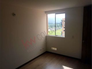 Hermoso apartamento en segundo piso conjunto club house en Zipaquira vista exterior perfecta ubicación-7022