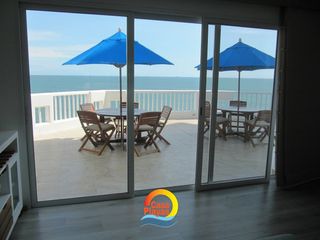 Foto 7 de Departamento de Lujo Frente Al Mar de Venta en Playas, Ocean Club 286 m.