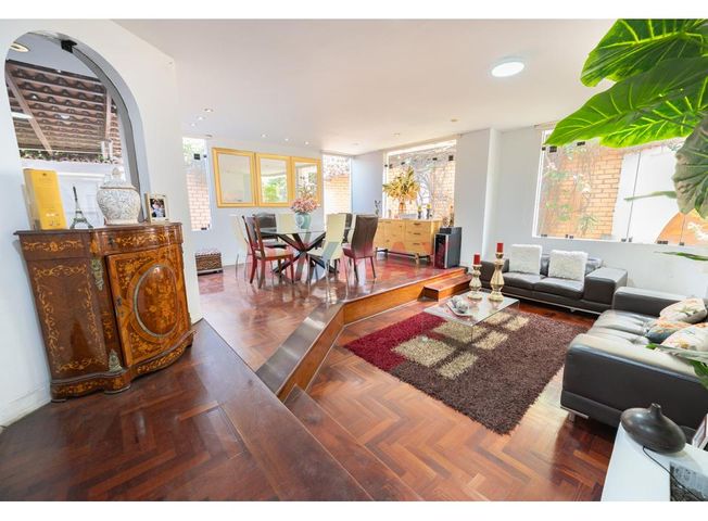 Casa en Venta en Santiago de Surco - Vista 5
