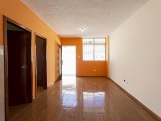 Calderón, Casa en venta, 197 m2, 2 habitaciones, 1 baño, 2 parqueaderos