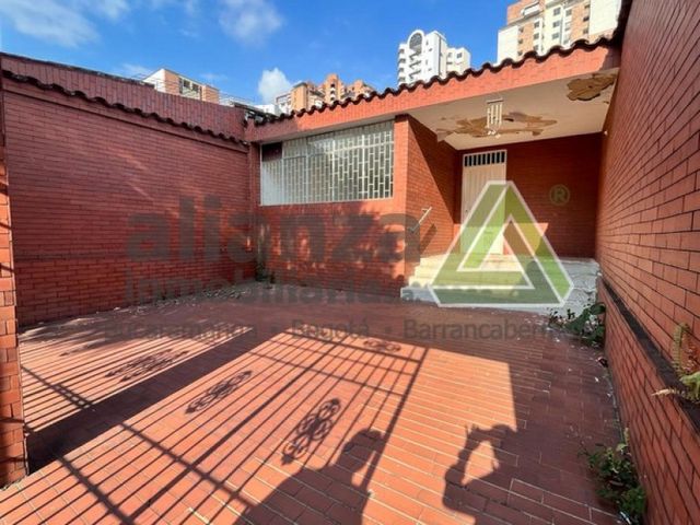 CASA en ARRIENDO en Bucaramanga ALTOS DE CABECERA