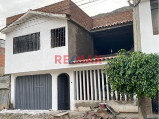 Foto 6 de ¿Sueñas con una casa espaciosa y versátil en una ubicación privilegiada? ¡No busques más! Te presentamos una magnífica propiedad de 2 pisos en el jr.