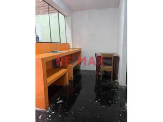 Foto 10 de ¿Sueñas con una casa espaciosa y versátil en una ubicación privilegiada? ¡No busques más! Te presentamos una magnífica propiedad de 2 pisos en el jr.