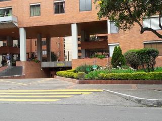 Foto 1 de RENTO APARTAMENTOS AMOBLADOS POR MESES CIUDAD SALITRE GRAN ESTACION PLAZA CLARO EMBAJADA AMERIANA