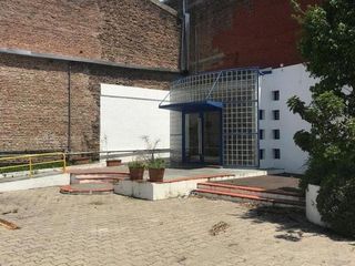 Foto 3 de Deposito en Lanus  con oficinas