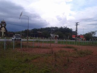 Foto 8 de EXCELENTE PREDIO PARA TODO DESTINO DE 2 HECTÁREAS, UBICACIÓN EXCEPCIONAL EMPALME DE RUTA 14, SANTO TOME CORRIENTES.