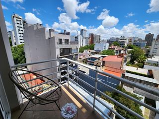 Departamento en alquiler en Caballito con balcón, lavarropas y amenities