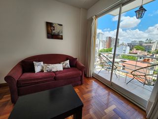 Departamento en alquiler en Caballito con balcón, lavarropas y amenities