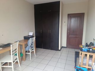 Foto 23 de Venta Casa Amplia seguridad 24 h  Mirador del Norte (Casa Blanca)  (JLR)
