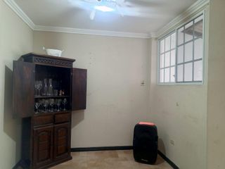 Foto 8 de Venta Casa Amplia seguridad 24 h  Mirador del Norte (Casa Blanca)  (JLR)