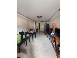 Foto 3 de VENDO CÓMODO DEPARTAMENTO EN CENTRO SUR