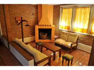 CASA EN VENTA EN LA CUMBRE