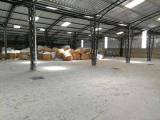 Foto 2 de ARRIENDO BODEGA NORTE DE QUITO 2000M2 PARA MEDIANO IMPACTO