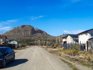 Foto 3 de EXCELENTE PROPIEDAD CON HERMOSA VISTA A LOS CERROS Y LAGO