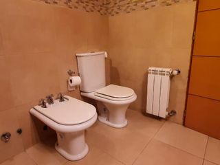 Foto 48 de EXCELENTE PROPIEDAD CON HERMOSA VISTA A LOS CERROS Y LAGO