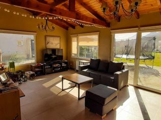 Foto 7 de EXCELENTE PROPIEDAD CON HERMOSA VISTA A LOS CERROS Y LAGO