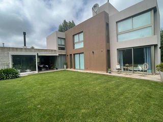 Foto 2 de Increible Casa en Alquiler Temporada