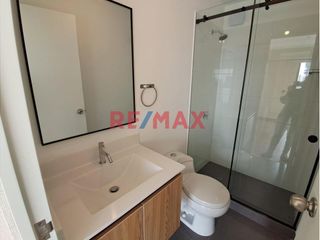 Foto 8 de Se Alquila!! Lindo Departamento De Estreno Con Cochera + Deposito! - Surquillo Limite Con San Isidro