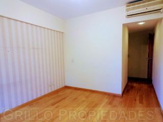 Av. del Libertador 8392. Departamento tres ambientes. Parrilla propia. Pileta, SUM. Seguridad 24hs.