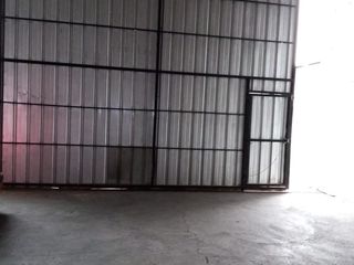 Foto 5 de Rento Bodega de 300 y 400 m3 Aloy Alfaro Norte de Quito