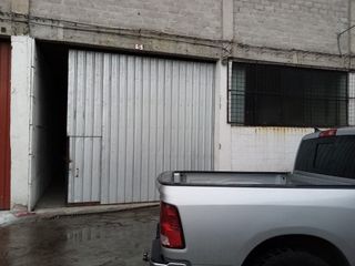 Foto 3 de Rento Bodega de 300 y 400 m3 Aloy Alfaro Norte de Quito