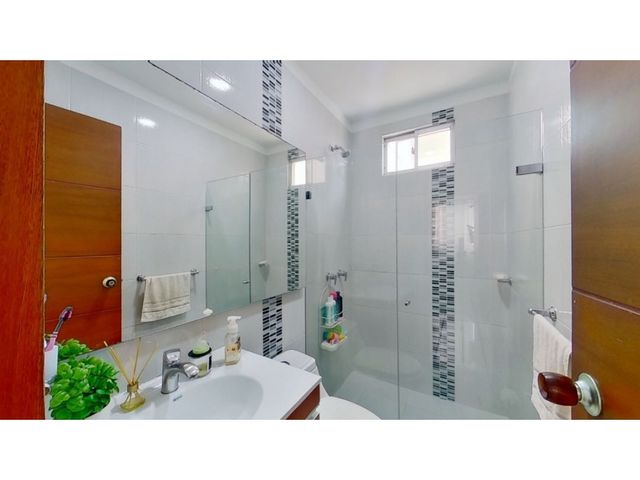 Se vende apto en el barrio granadillo ciudad de barranquilla