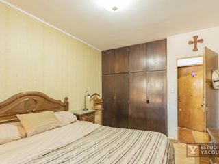 Casa en venta - 2 dormitorios 2 baños - 146Mts2 - La Plata