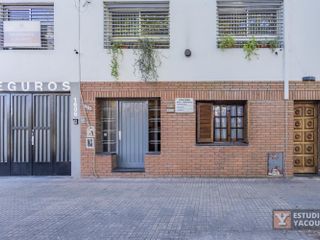 Casa en venta - 2 dormitorios 2 baños - 146Mts2 - La Plata