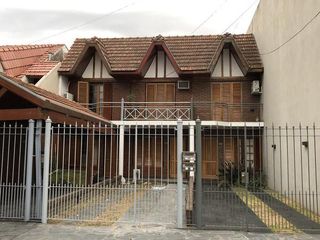 Foto 1 de Casa tipo Duplex - Banfield