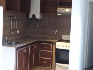 PH en venta - 2 dormitorios 1 baño - 56mts2 - Barrio Gambier