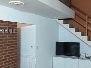 Casa en venta - 2 Dormitorios 1 Baño - Cochera - 400Mts2 - Manuel B. Gonnet, La Plata