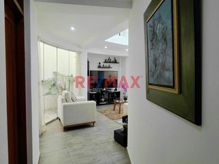 Foto 2 de Se Vende Hermosa Casa En Ingenieria Ii Cerca A La Upao