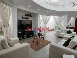 Foto 4 de Se Vende Hermosa Casa En Ingenieria Ii Cerca A La Upao