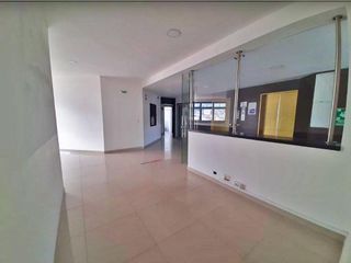 Foto 3 de Se Vende O Arrienda Excelente Oficina En El Centro De Ibague