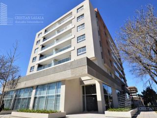 Departamento 2 Ambientes con Cochera-Toma vehículo-financia
