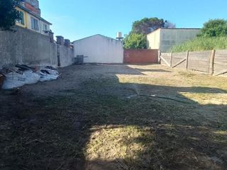 Casa en venta - 2 Dormitorios 1 Baño 2 Cocheras - 480Mts2 - San Clemente del Tuyú