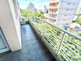 Piso de 3 ambientes con Balcon al frente - Villa Pueyrredon