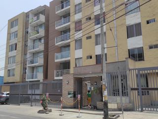 Foto 4 de En venta departamento Ate
